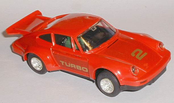 Scalextric C363 Porsche Turbo 935 in red with original box