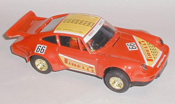 Scalextric C413 Porsche 911 Pirelli