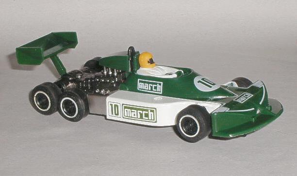 Third axle assembly on Scalextric March Ford 771