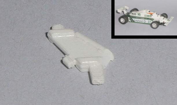 Rear wing support